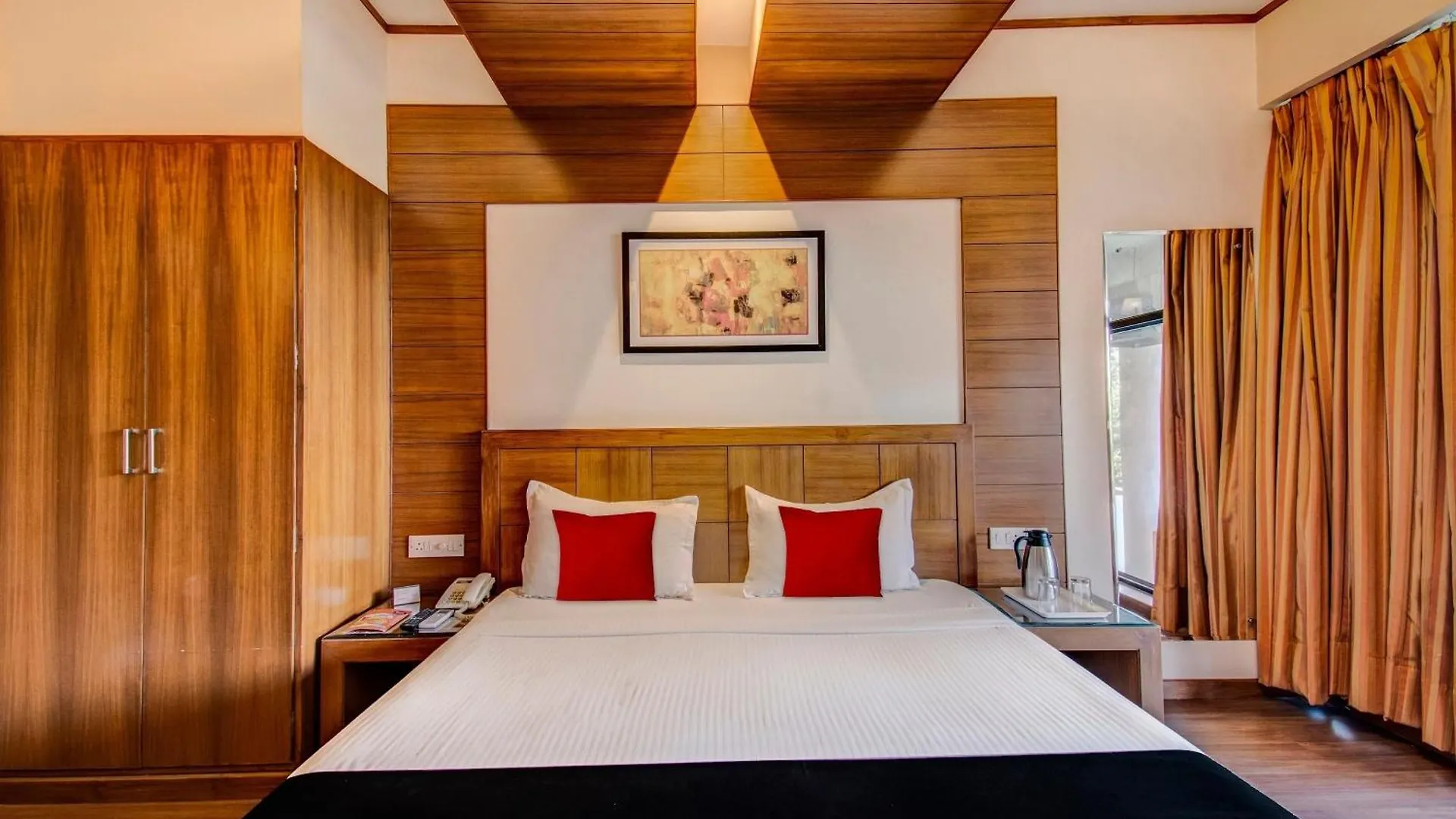 Capital O 36429 Hotel Abs 17 Chandigarh