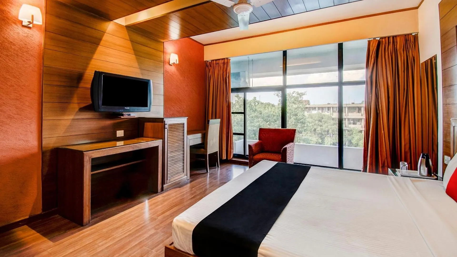 Capital O 36429 Hotel Abs 17 Chandigarh