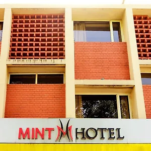 Hotel Mint